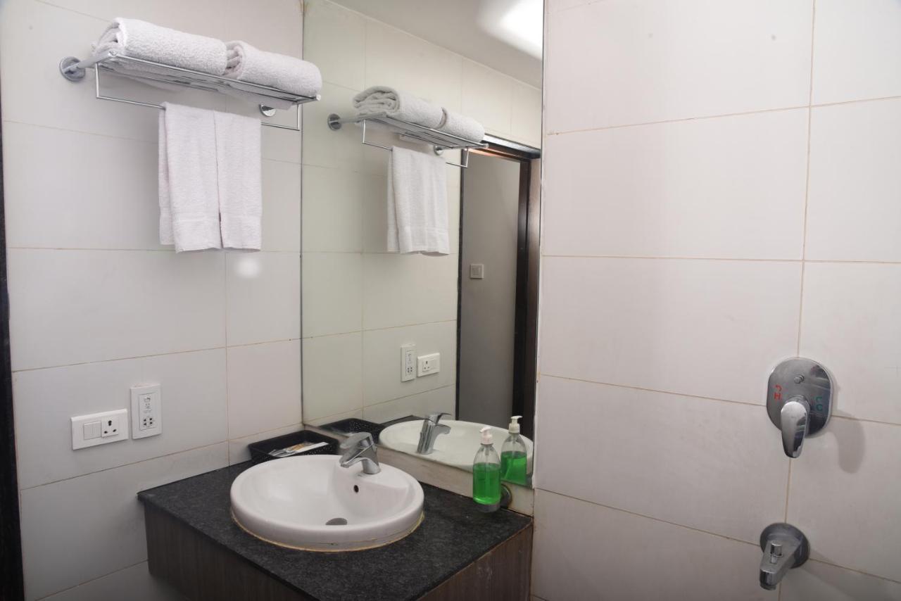 Hotel Sabareesh Park Madurai Eksteriør billede