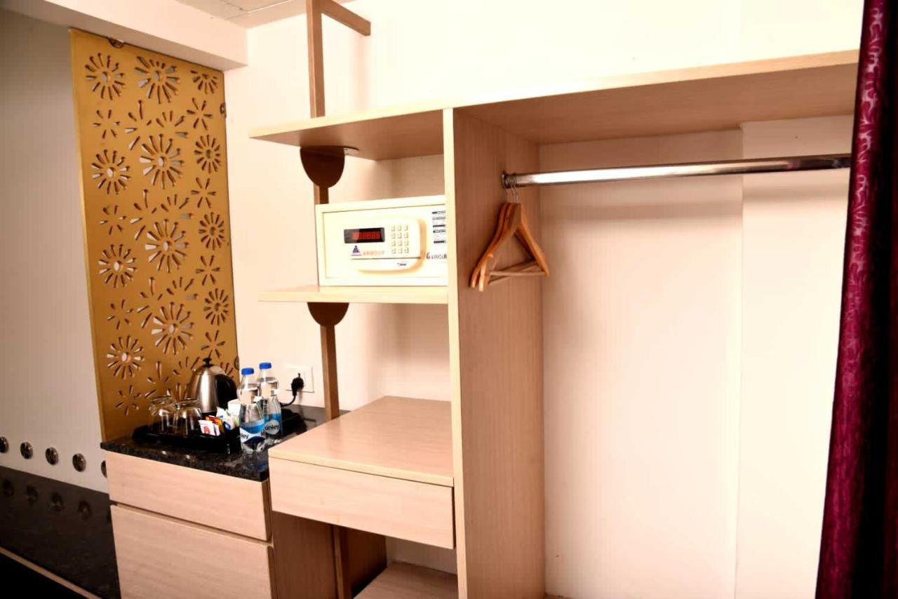 Hotel Sabareesh Park Madurai Eksteriør billede